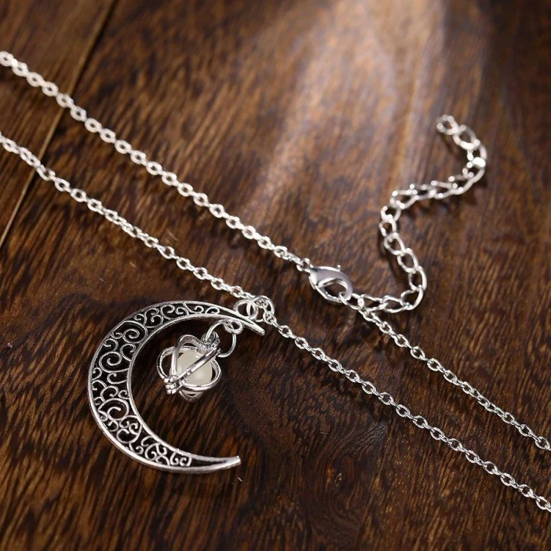 3461 Magický náhrdelník svíticí
