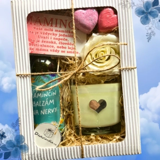 3180 Dárkový balíček pro maminku – mini víno, sojová svíčka a koupelové překvapení